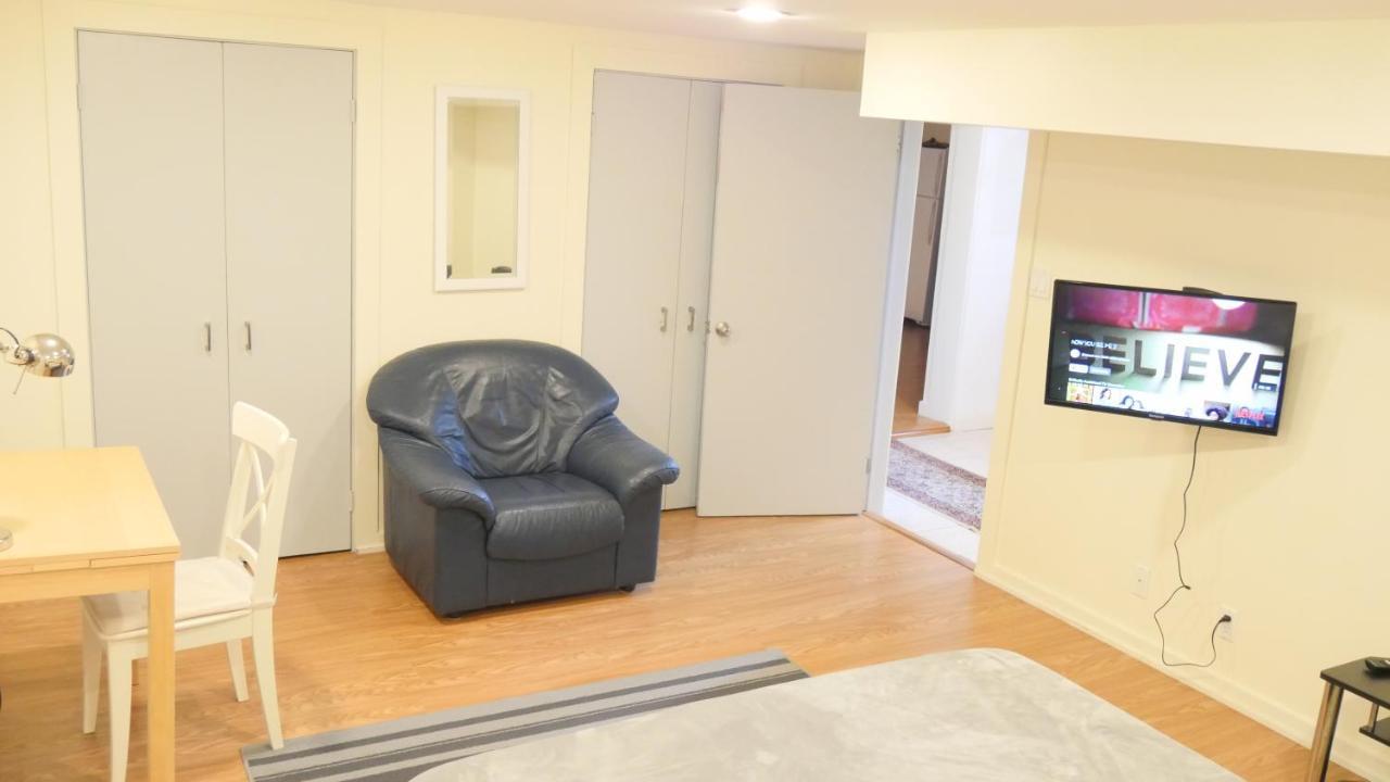 Richview Gardens Apartment Торонто Экстерьер фото